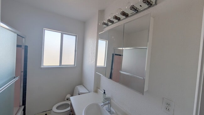 Foto del edificio - 559 Cherry Way