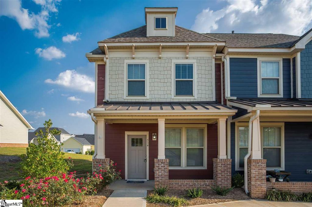 514 Meritage Street, Greer. Front Exterior with the lovely rose garden and porch. - 514 Meritage St