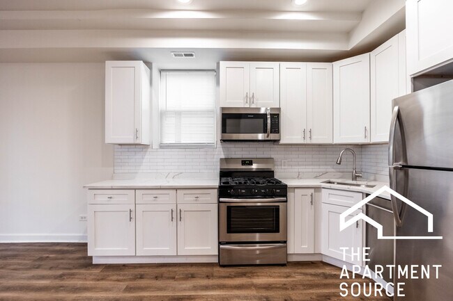 Foto del edificio - 2112 N Campbell Ave