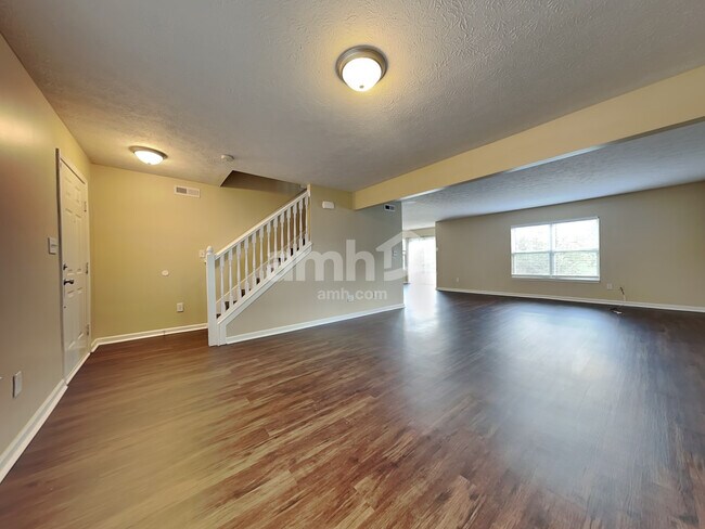 Foto del edificio - 12711 Buck Run Dr