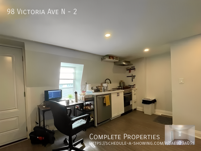 Photo du bâtiment - Modern 1 Bedroom Unit - Open Concept and L...