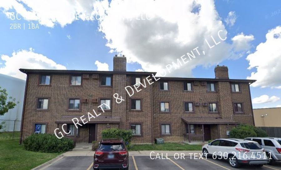Primary Photo - ***PALATINE 2 BDRM / HEAT INCLUDED / COIN ...