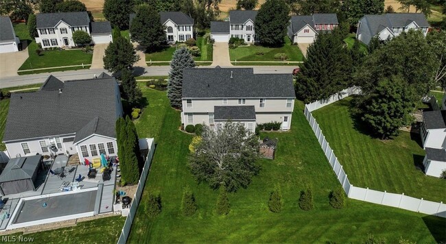 Building Photo - 4728 Wilshire Dr