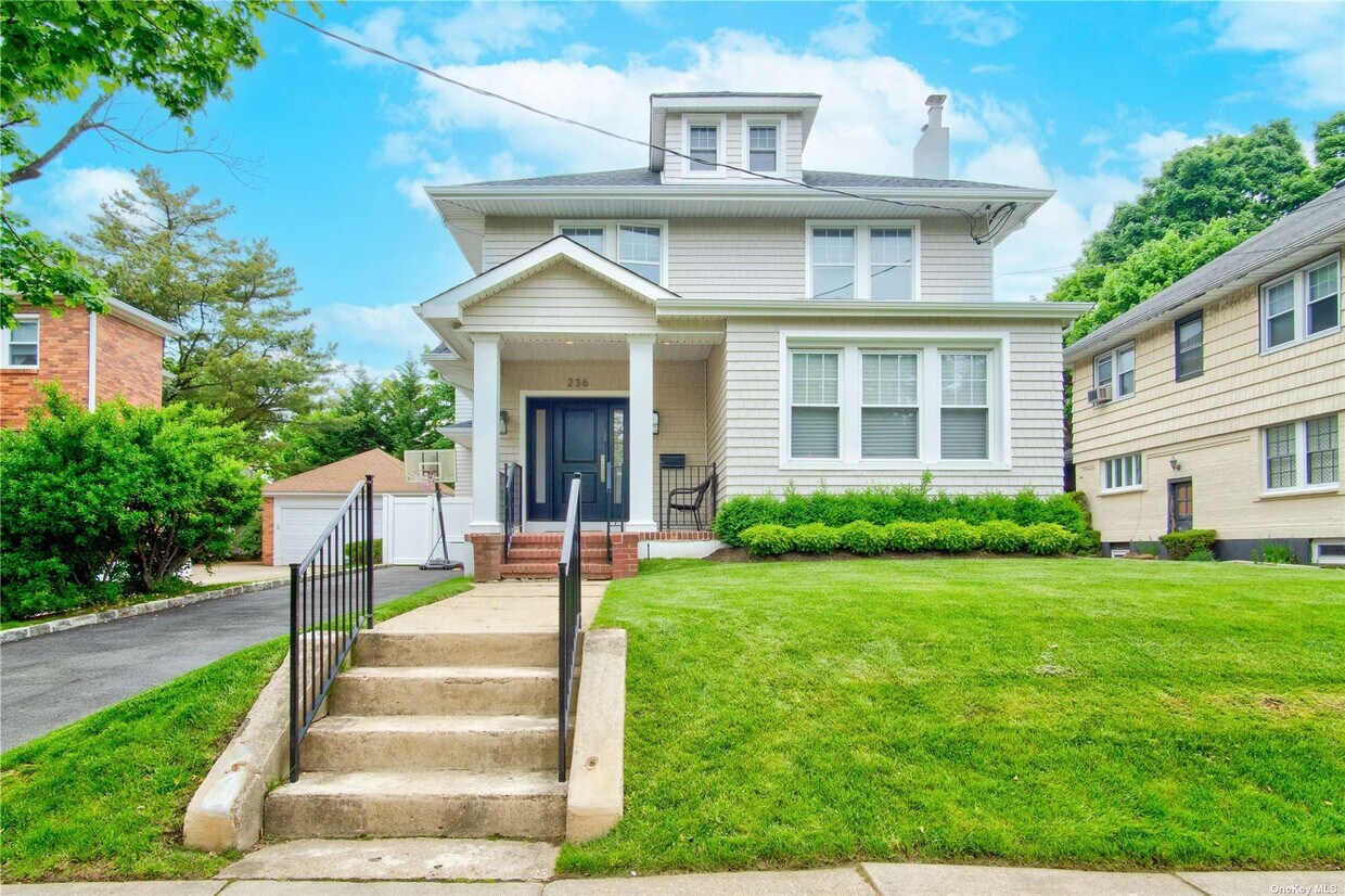236 Henley Rd, Woodmere, NY 11598 House Rental in Woodmere, NY