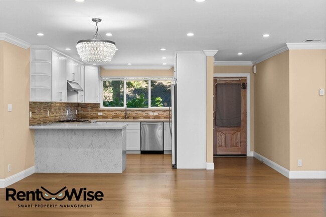 Photo - 74 Farview Ct House