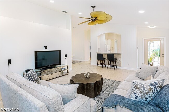 Building Photo - 1376 Areca Cove