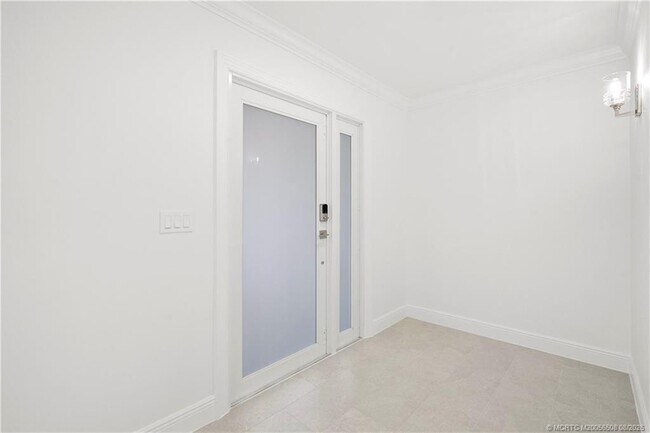 Foto del edificio - 1230 NW Fork Rd