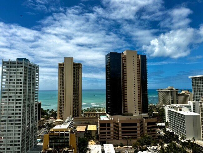 Foto del edificio - 2410 Cleghorn St