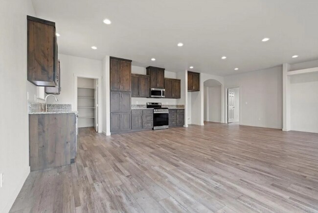 Foto del edificio - 3257 NW Cedar Ave