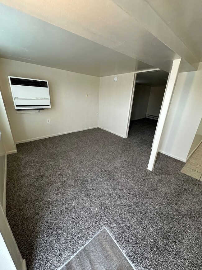 Building Photo - 3414