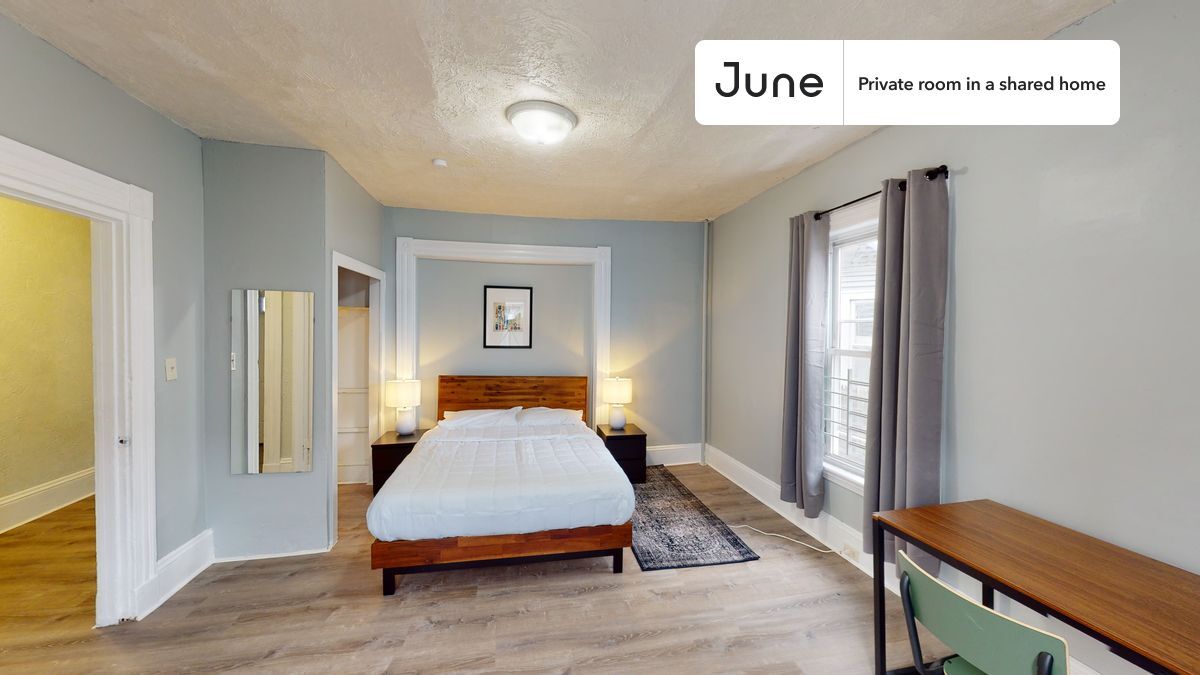 Private bedroom in 7 bed/2 bath Home - Private bedroom in 7 bed/2 bath Home