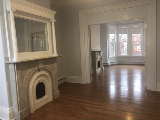Building Photo - 44 White St