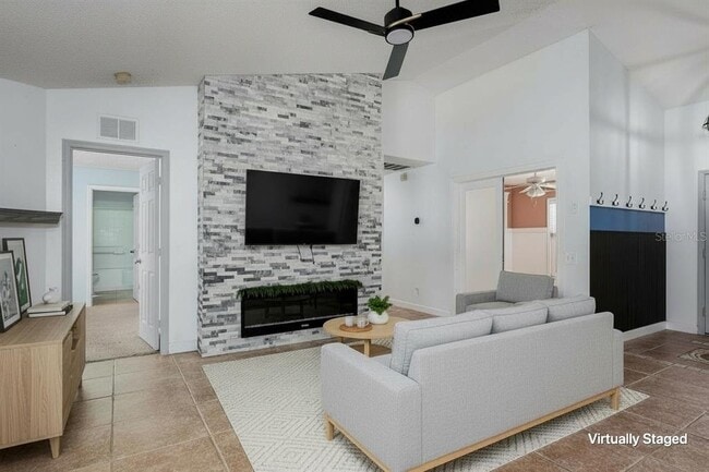 Building Photo - 4008 Kingsfield Dr