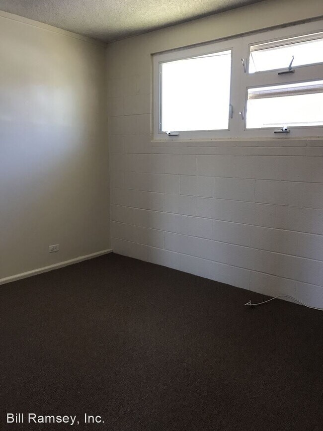 Foto del edificio - 2 br, 1 bath House - 95-023 WAIHAU ST., #B...