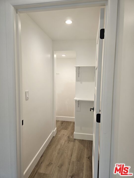 Foto del edificio - 5247 W 9th St