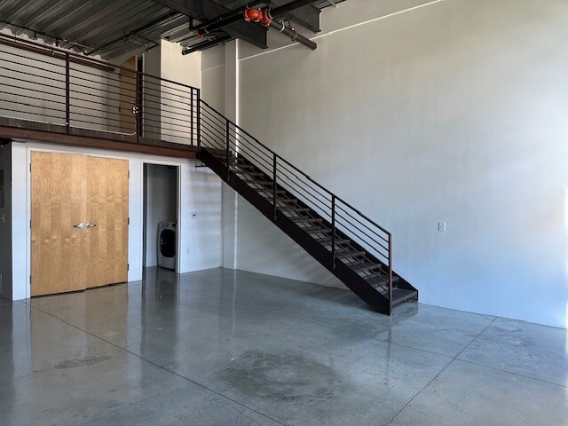 Foto del edificio - 1330 Factory Pl