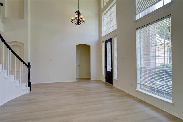 Building Photo - 3820 Cochran Dr