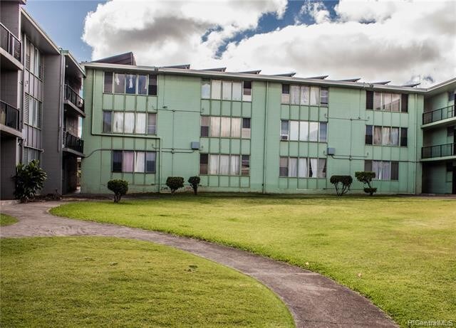 Primary Photo - 94-99 Waipahu St