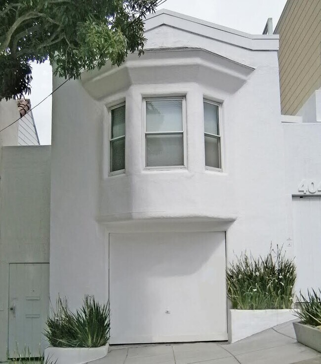Foto del edificio - Mediterranean Artist Designed Apt in Noe V...