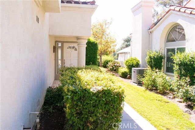 Building Photo - 35 Calle Melinda