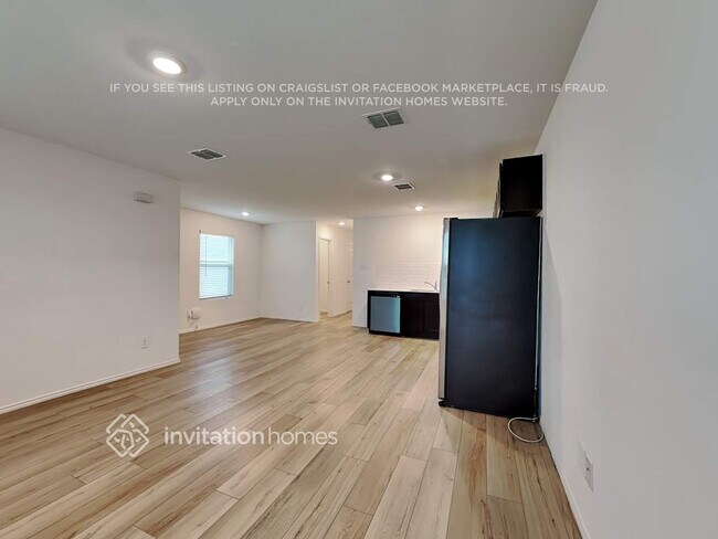 Foto del edificio - 3202 Crestone Dr