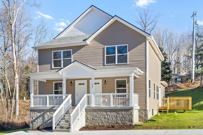 Foto del edificio - 901 Woody Hills Dr