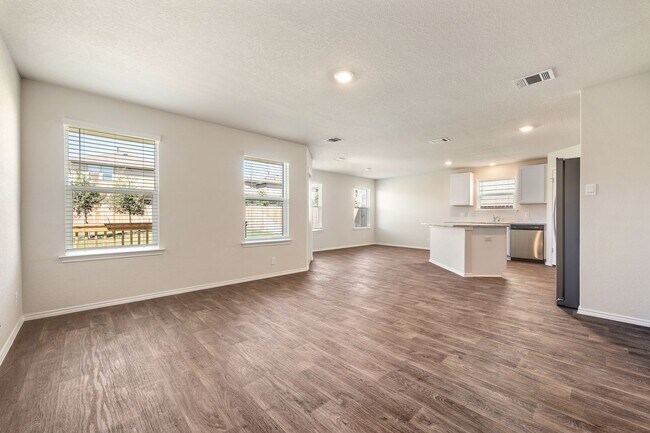 Building Photo - Almost New In Redbird Ranch!!!