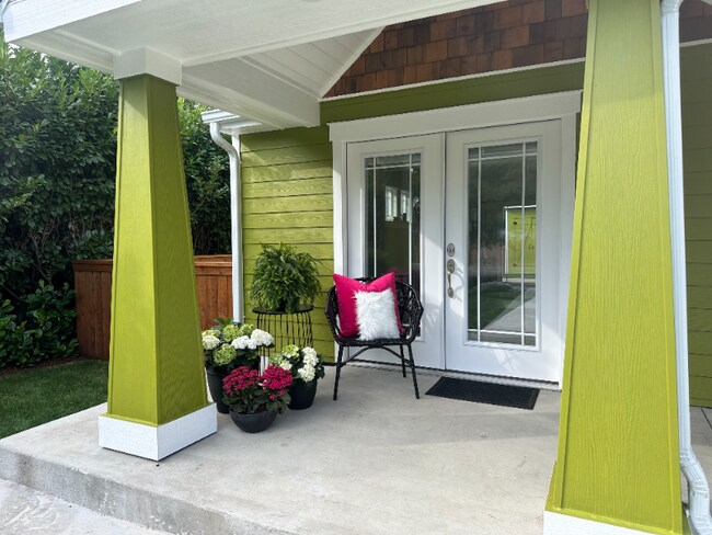 Foto del edificio - 4502 15th Ave SE