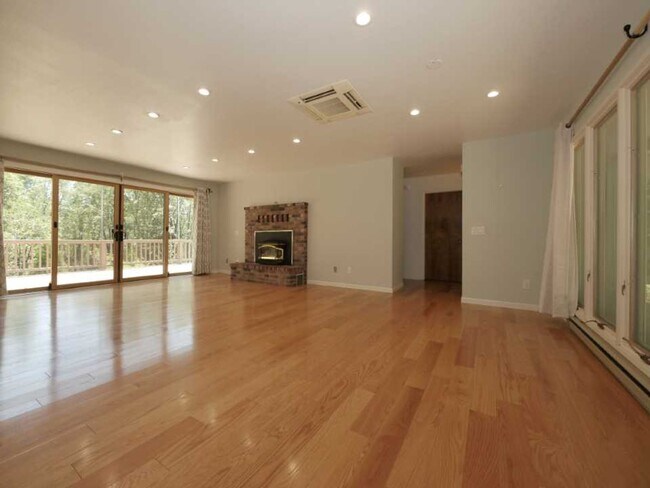 Foto del edificio - 1760 Winton Rd