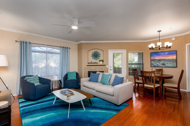 Foto del edificio - 14777 North Apartment-SI ID1255458P