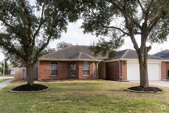 Building Photo - 6510 Larissa Cir