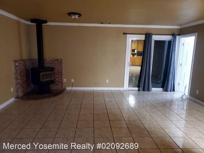 Foto del edificio - 3 br, 1 bath House - 1908 Belcher Ave