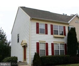 Building Photo - 46852 Lawnes Creek Terrace