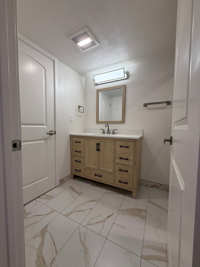 baño principal - 315 Chester St