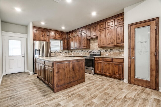 Photo - 2016 Langston St House