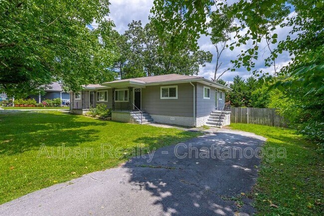 Foto del edificio - 2806 Silverdale Rd