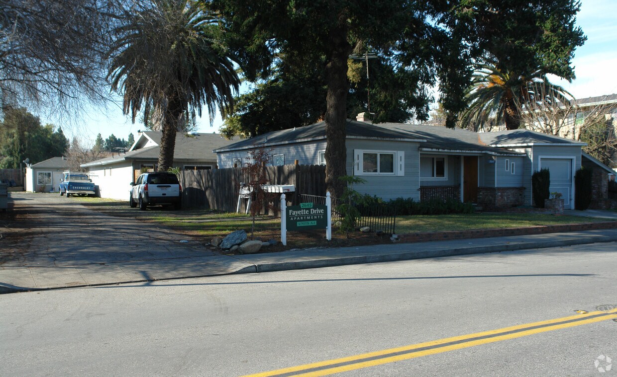 Building Photo - 2645 Fayette Dr