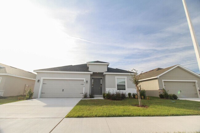 Building Photo - 4510 Rapallo Avenue Winter Haven FL 33884 - Available NOW!