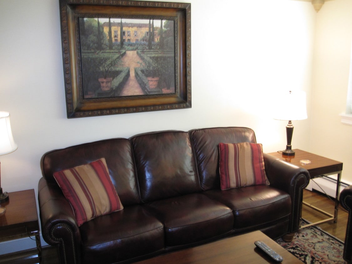 ArdmoreO'Brien, Inc. FURNISHED APARTMENTS 232 Linwood Ave Buffalo, NY