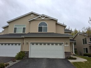 Building Photo - 11510 Discovery Park Dr