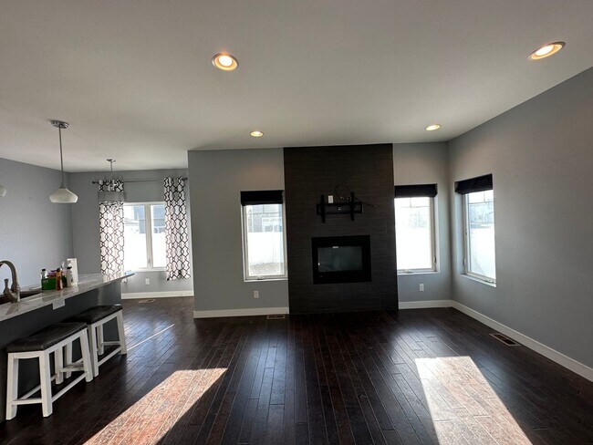 Foto del edificio - 2518 Granite Dr NW