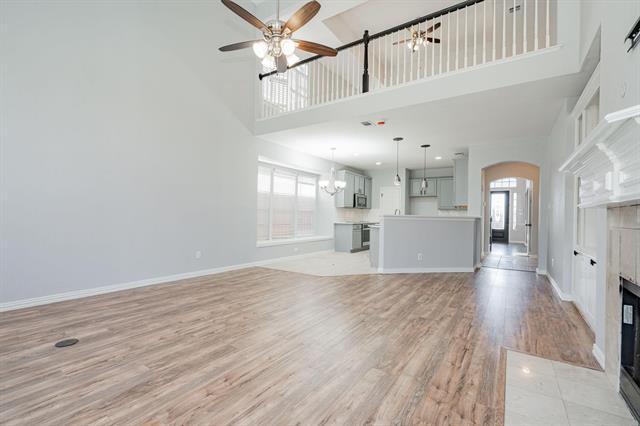 Building Photo - 2923 Newport Dr