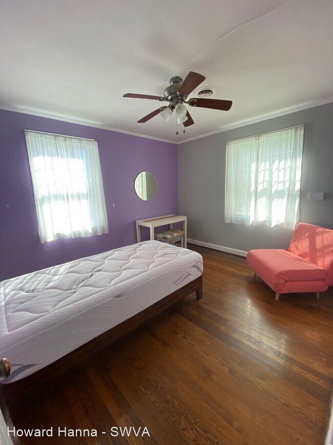 Building Photo - 2 br, 1 bath House - 2517 Maiden Lane SW