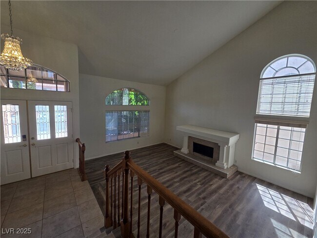Foto del edificio - 8204 Tivoli Cove Dr