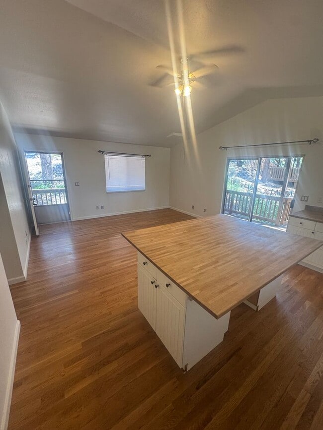 Foto del edificio - Charming Home in Kachina Village- Ready fo...