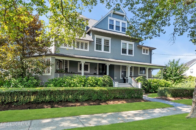 Foto del edificio - 207 Monmouth Ave