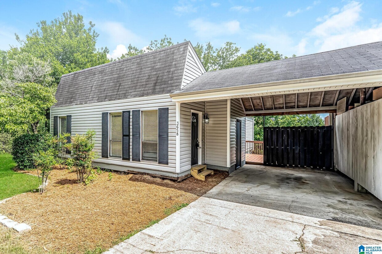 Foto principal - 3658 Bermuda Dr
