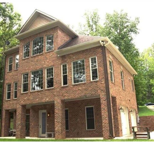 House Entrance - 5029 Ardenwoods Dr