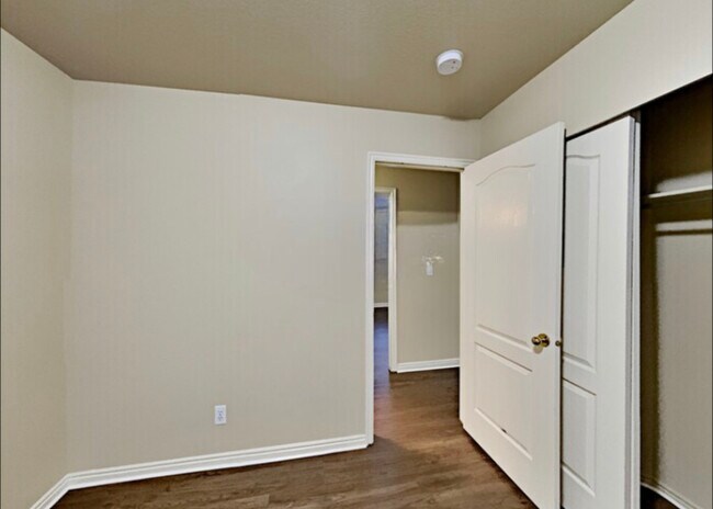 Building Photo - 5734 S 5630 W