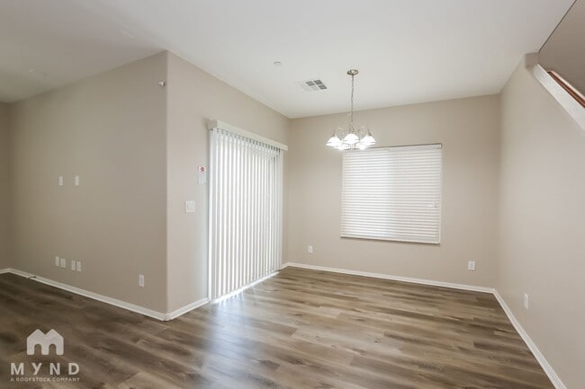 Building Photo - 7608 Tiffany Lamp Ct